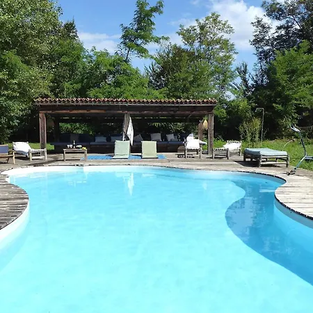 Poggio Zucchino, Pool And Wellness, Piacenza Villa