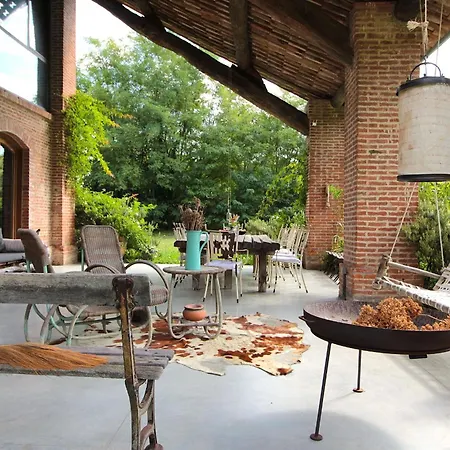 Villa Poggio Zucchino, Pool And Wellness, Piacenza *