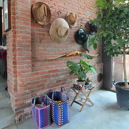 Poggio Zucchino, Pool And Wellness, Piacenza Villa *