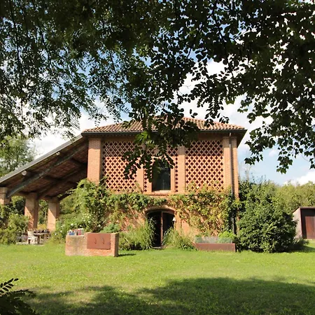 וילה Poggio Zucchino, Pool And Wellness, Piacenza *