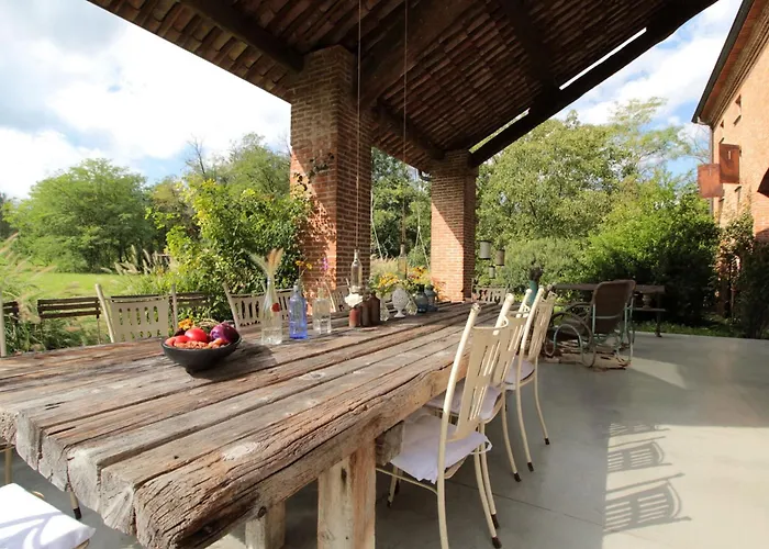 Poggio Zucchino, Pool And Wellness, Piacenza וילה Agazzano